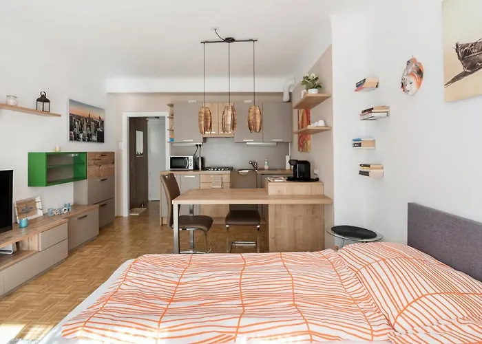 Cosy Near Vic Viena